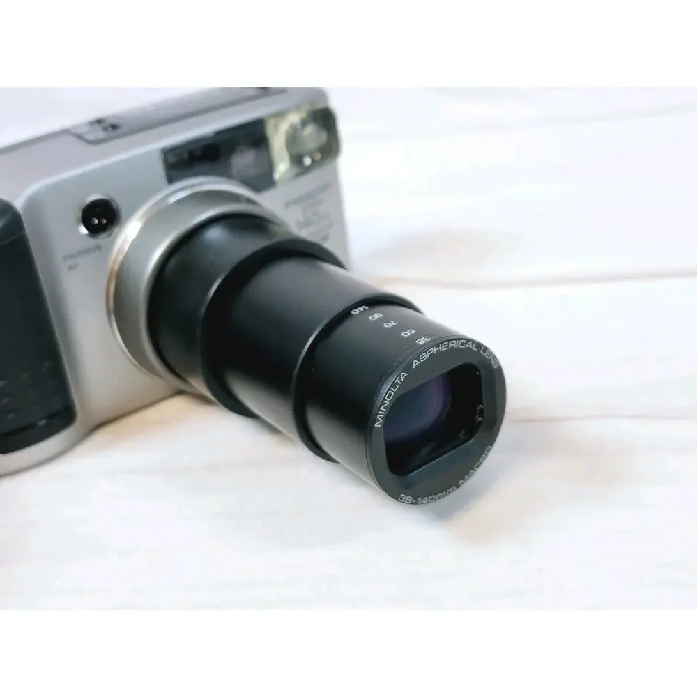 Minolta Freedom Zoom 140EX Panorama Date 35mm Film Camera 38-140mm Point Shoot